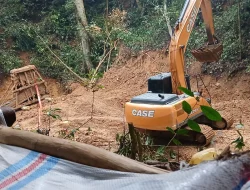 Mafia Emas Ilegal di Solok: Niko dan Suli Kebal Hukum, 90 Unit Excavator Menggaruk Tanah Negeri